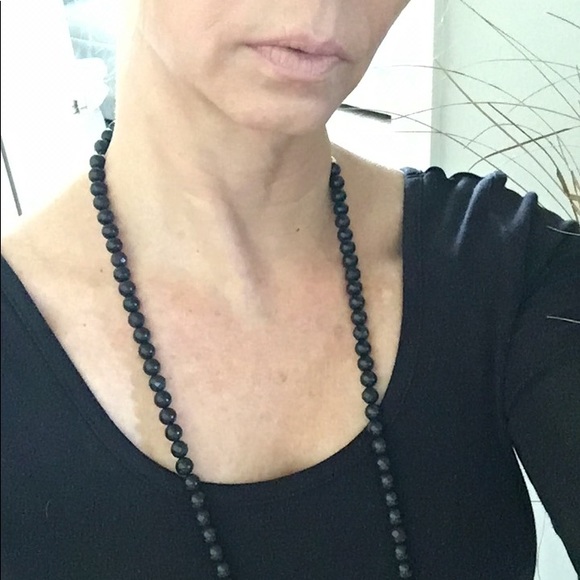 Black Onyz necklace with Sterling Silver clasp. - Picture 3 of 16